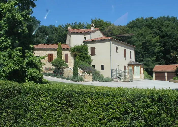 La Croix De Pierre Proche De Sarlat Feriehus *